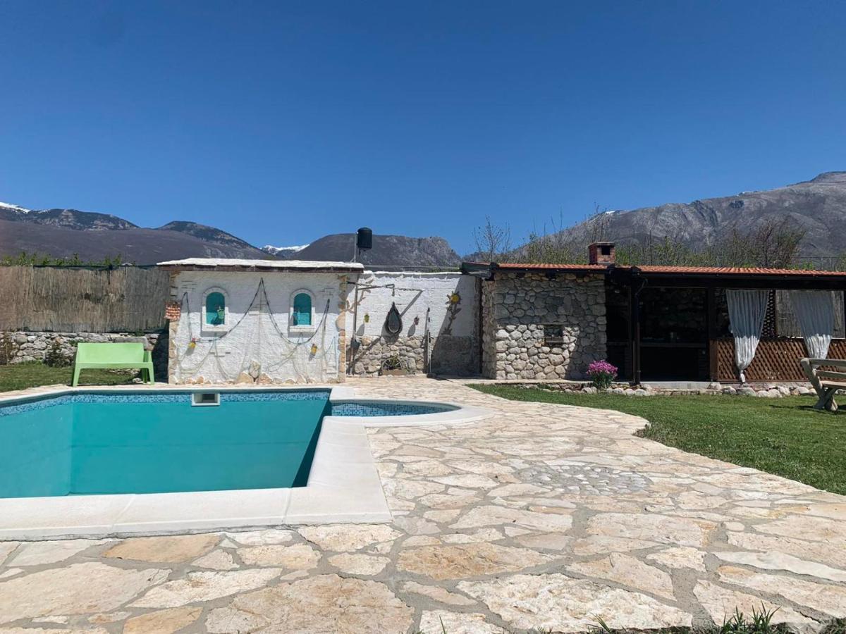 Silent Village Villa With Swimming Pool Mostar Eksteriør billede