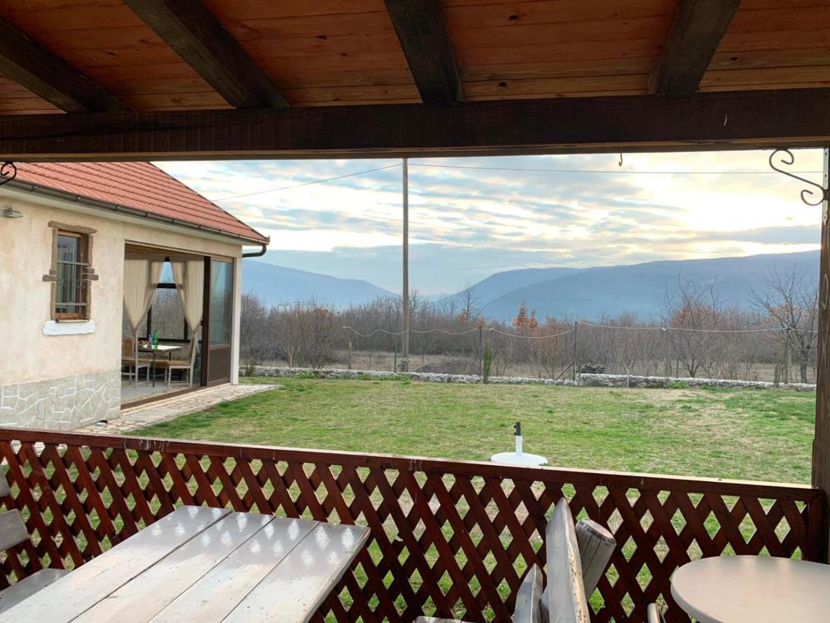 Silent Village Villa With Swimming Pool Mostar Eksteriør billede