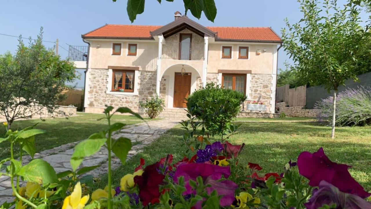 Silent Village Villa With Swimming Pool Mostar Eksteriør billede